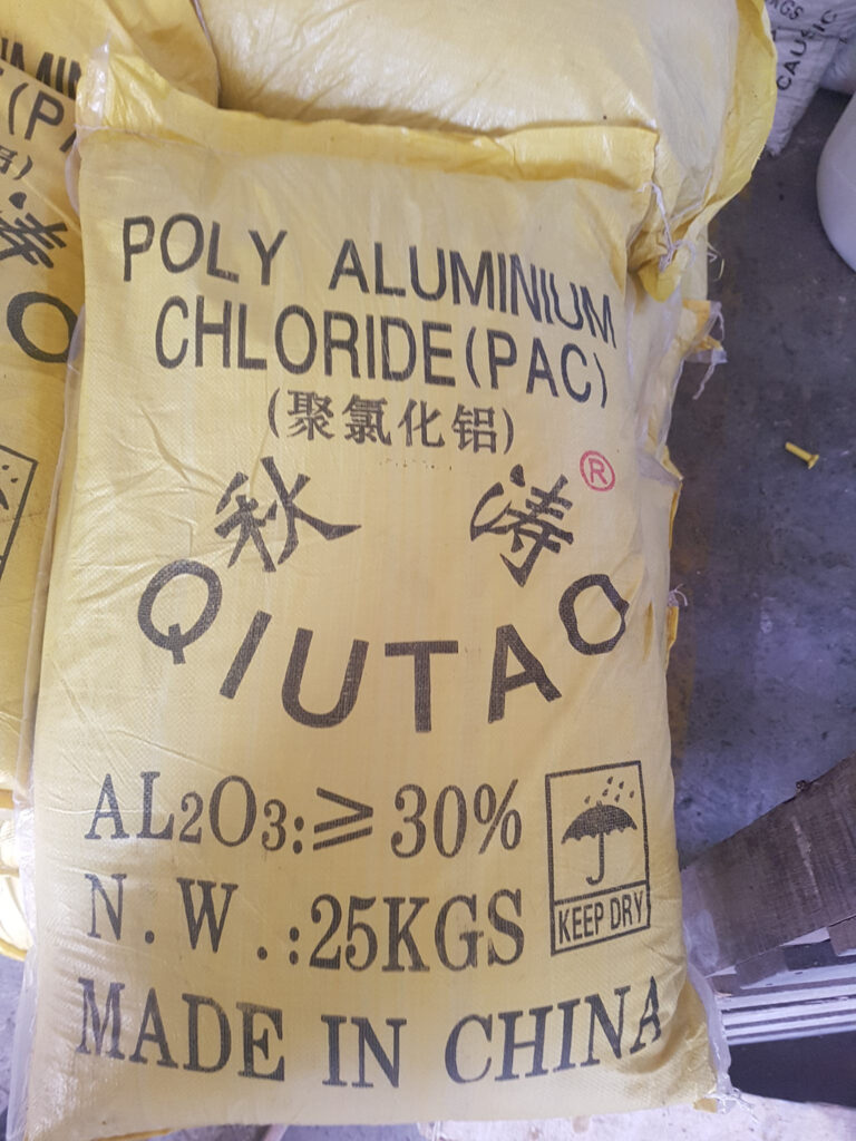 Hóa Chất Thủy Sản Poly Aluminium Chloride PAC 30% AL2O3 Trung Quốc